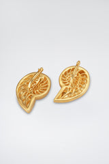 Nautilus Earrings White